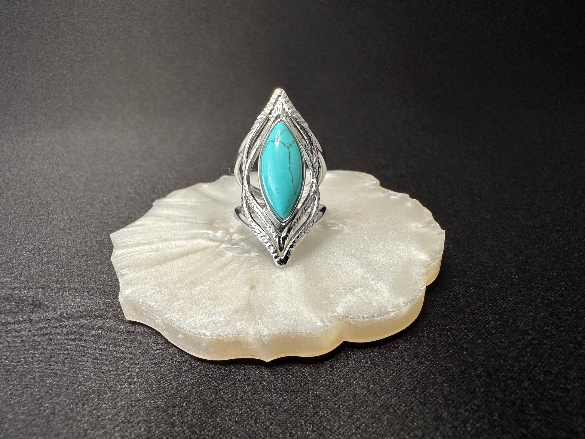 Bague femme acier inoxydable couleur argent et pierre turquoise Avjîn Paris Yezid